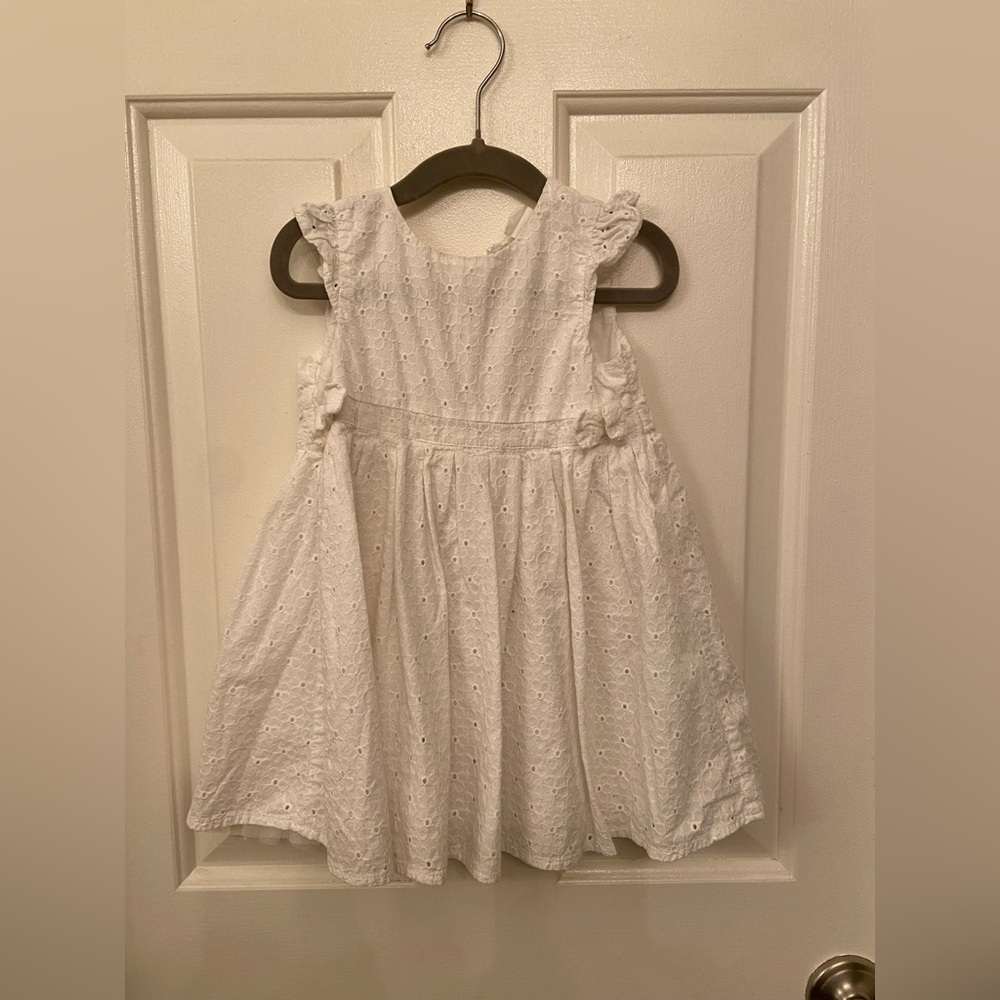 H&M White Eyelet Ruffle Dress